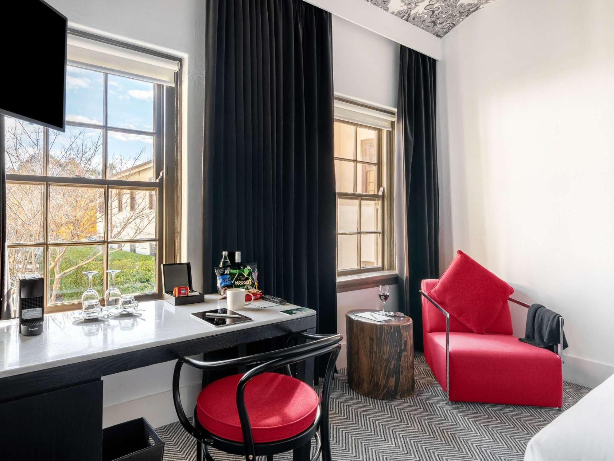Peppers Gallery Hotel Canberra Ngoại thất bức ảnh